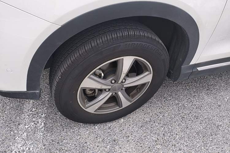 Used Haval H6 Coupe 2016 Blue Label 1.5T Automatic Two-Wheel Drive Elite Model Left Front Wheel Hub