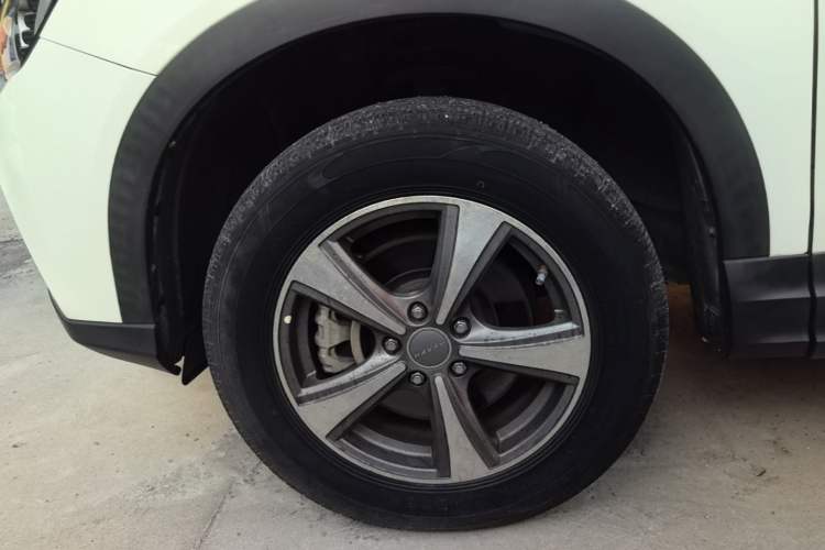 Used Haval H6 Coupe 2016 Blue Label 1.5T Automatic Two-Wheel Drive Urban Model Left Front Wheel Hub