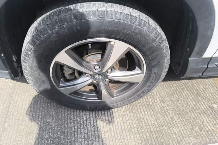 Used Haval H6 Coupe 2016 Blue Label 1.5T Automatic Two-Wheel Drive Elite Model Left Front Wheel Hub