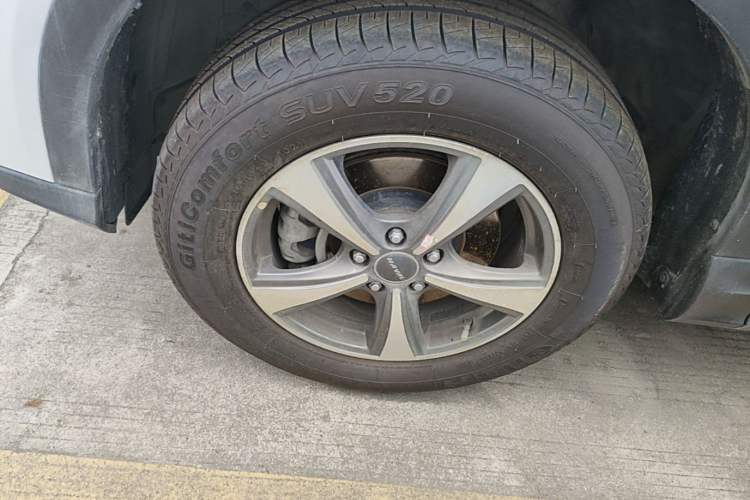 Used Haval H6 Coupe 2016 Blue Label 1.5T Automatic Two-Wheel Drive Elite Model Left Front Wheel Hub