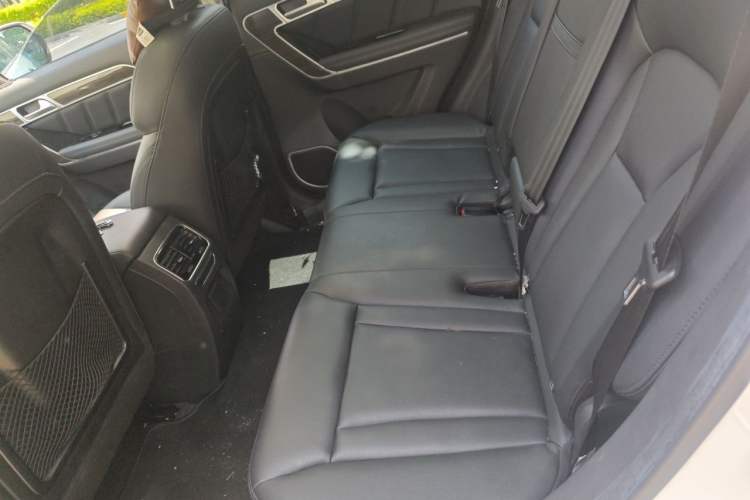 Used Haval H6 Coupe 2016 Blue Label 1.5T Automatic Two-Wheel Drive Elite Model Left Rear Seat