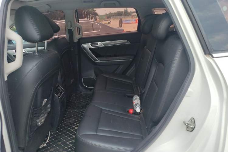 Used Haval H6 Coupe 2016 Blue Label 1.5T Automatic Two-Wheel Drive Urban Model Left Rear Seat