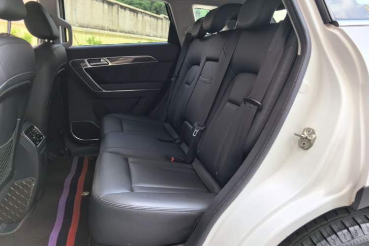 Used Haval H6 Coupe 2016 Blue Label 1.5T Automatic Two-Wheel Drive Urban Model Left Rear Seat