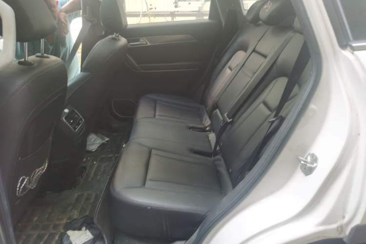 Used Haval H6 Coupe 2016 Blue Label 1.5T Manual Two-Wheel Drive Elite Model Left Rear Seat