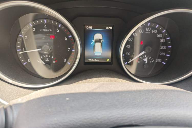 Used Haval H6 Coupe 2016 Blue Label 1.5T Automatic Two-Wheel Drive Elite Model Odometer Close Up