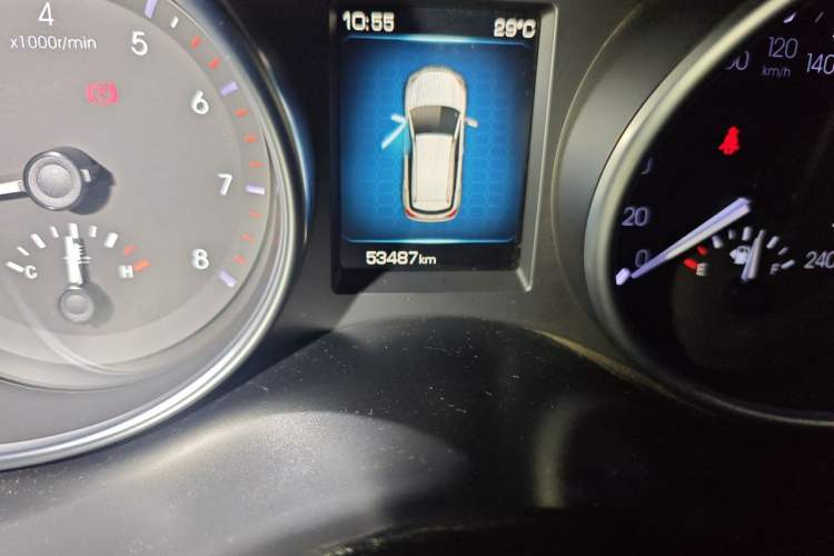 Used Haval H6 Coupe 2016 Blue Label 1.5T Manual Two-Wheel Drive Urban Model Odometer Close Up