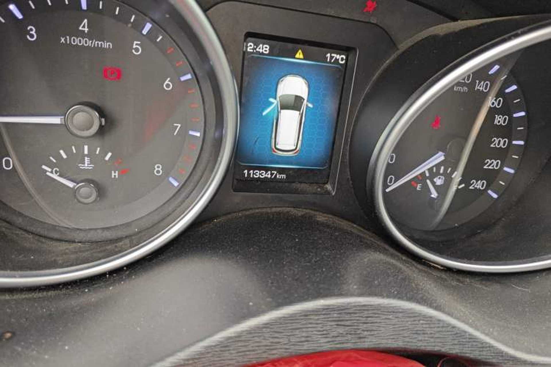 Used Haval H6 Coupe 2016 Blue Label 1.5T Manual Two-Wheel Drive Elite Model Odometer Close Up