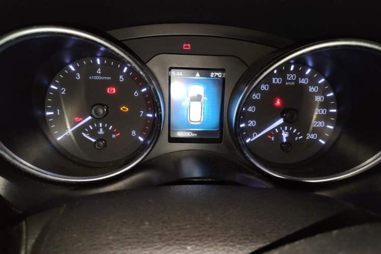Used Haval H6 Coupe 2016 Blue Label 1.5T Manual Two-Wheel Drive Elite Model Odometer Close Up
