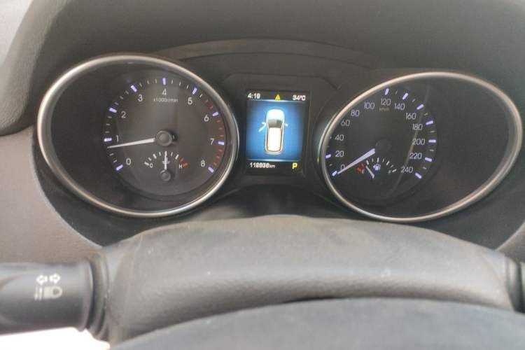 Used Haval H6 Coupe 2016 Blue Label 1.5T Automatic Two-Wheel Drive Urban Model Odometer Close Up