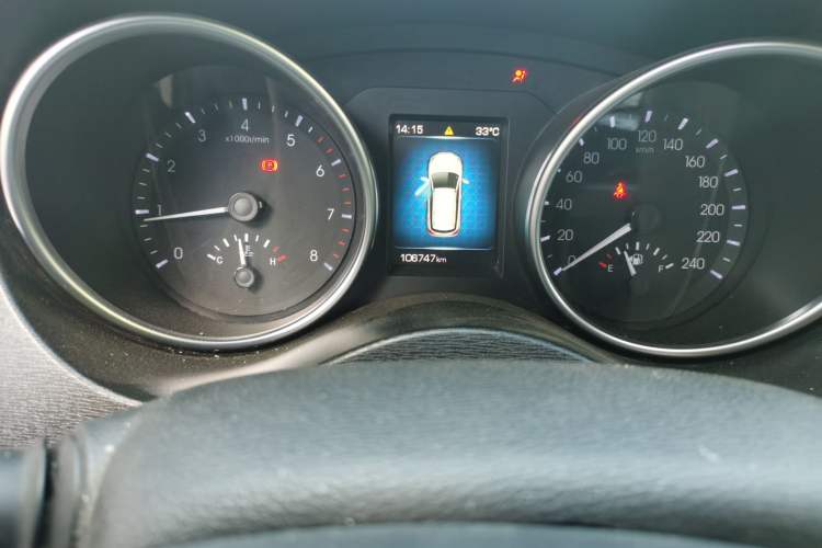 Used Haval H6 Coupe 2016 Blue Label 1.5T Manual Two-Wheel Drive Urban Model Odometer Close Up