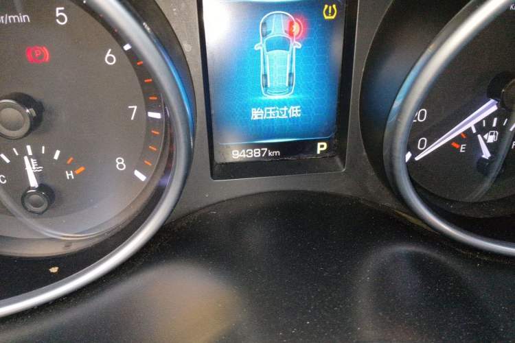 Used Haval H6 Coupe 2016 Blue Label 1.5T Automatic Two-Wheel Drive Urban Model Odometer Close Up