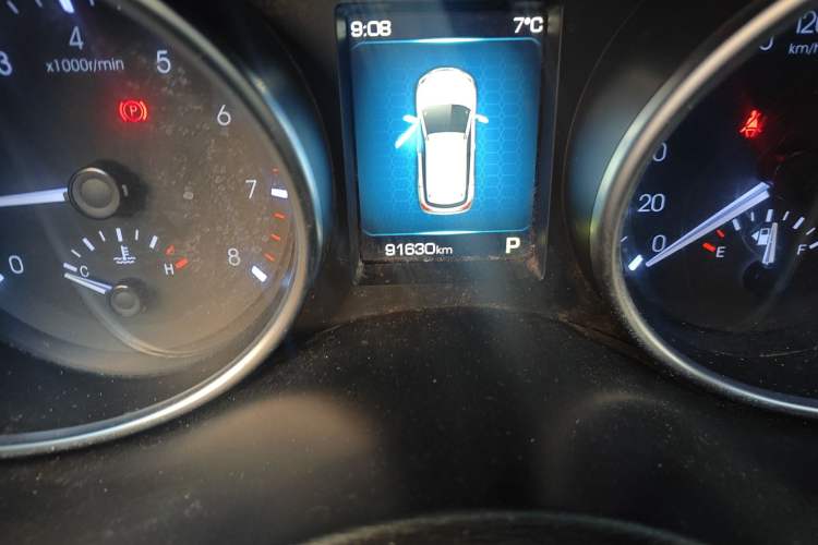 Used Haval H6 Coupe 2016 Blue Label 1.5T Automatic Two-Wheel Drive Urban Model Odometer Close Up