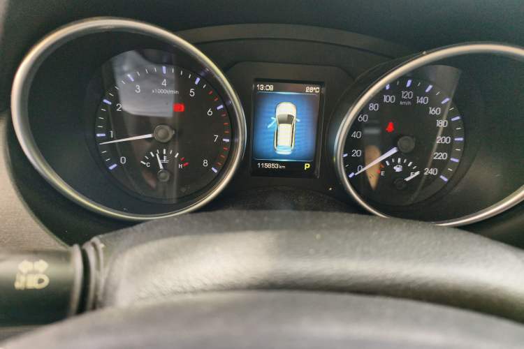 Used Haval H6 Coupe 2016 Blue Label 1.5T Automatic Two-Wheel Drive Urban Model Odometer Close Up