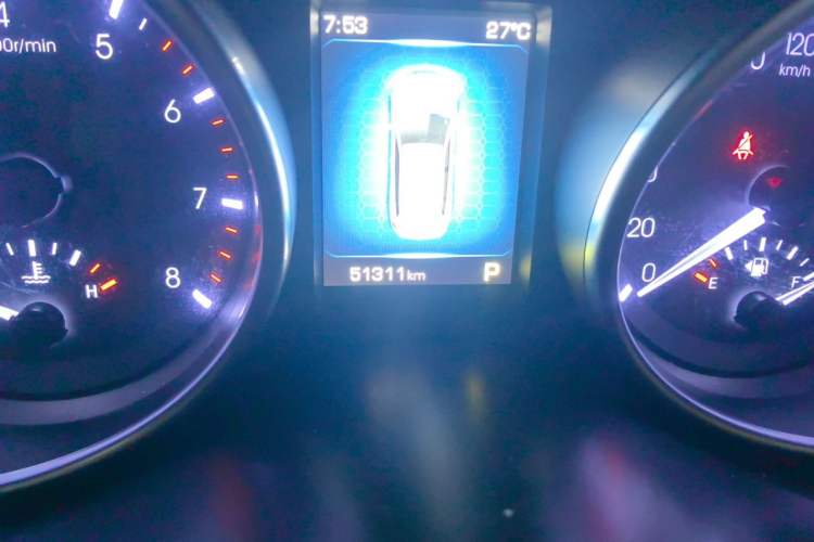 Used Haval H6 Coupe 2016 Blue Label 1.5T Automatic Two-Wheel Drive Urban Model Odometer Close Up