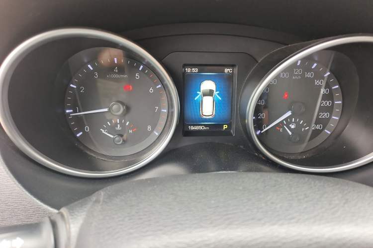 Used Haval H6 Coupe 2016 Blue Label 1.5T Automatic Two-Wheel Drive Elite Model Odometer Close Up