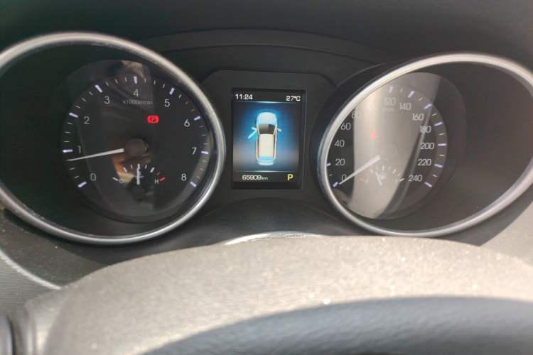 Used Haval H6 Coupe 2016 Blue Label 1.5T Automatic Two-Wheel Drive Urban Model Odometer Close Up