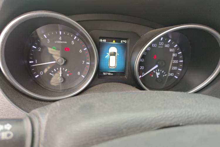 Used Haval H6 Coupe 2016 Blue Label 1.5T Manual Two-Wheel Drive Elite Model Odometer Close Up