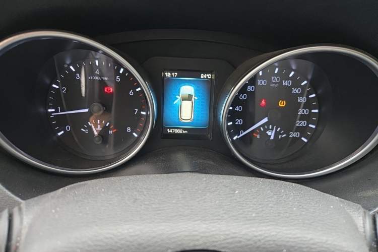 Used Haval H6 Coupe 2016 Blue Label 1.5T Manual Two-Wheel Drive Urban Model Odometer Close Up