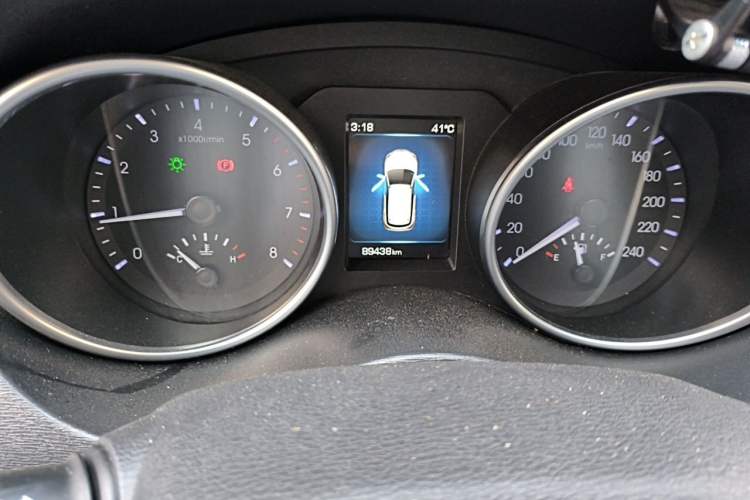 Used Haval H6 Coupe 2016 Blue Label 1.5T Manual Two-Wheel Drive Elite Model Odometer Close Up