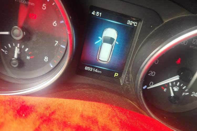 Used Haval H6 Coupe 2016 Blue Label 1.5T Automatic Two-Wheel Drive Elite Model Odometer Close Up