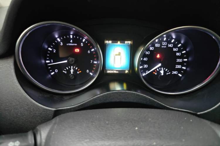 Used Haval H6 Coupe 2016 Blue Label 1.5T Automatic Two-Wheel Drive Urban Model Odometer Close Up