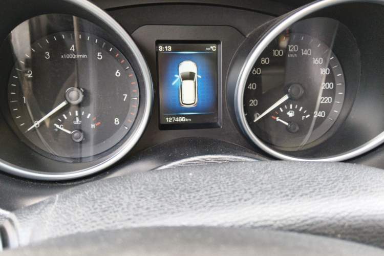 Used Haval H6 Coupe 2016 Blue Label 1.5T Automatic Two-Wheel Drive Urban Model Odometer Close Up