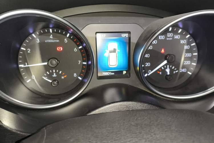Used Haval H6 Coupe 2016 Blue Label 1.5T Automatic Two-Wheel Drive Urban Model Odometer Close Up