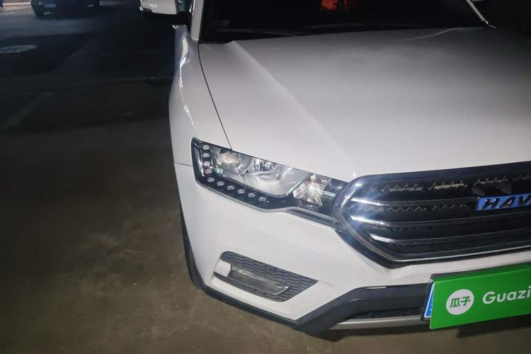 Used Haval H6 Coupe 2016 Blue Label 1.5T Automatic Two-Wheel Drive Urban Model Right Front Headlight