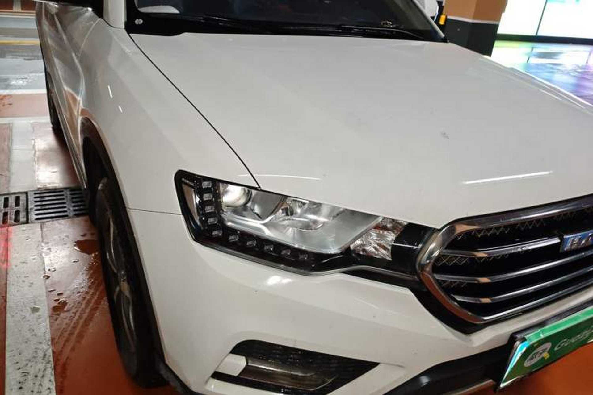 Used Haval H6 Coupe 2016 Blue Label 1.5T Manual Two-Wheel Drive Urban Model Right Front Headlight