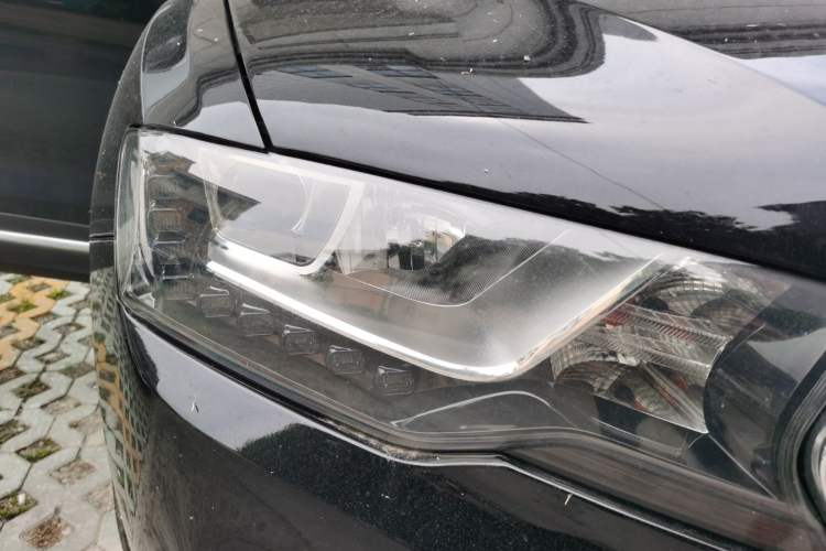 Used Haval H6 Coupe 2016 Blue Label 1.5T Automatic Two-Wheel Drive Urban Model Right Front Headlight