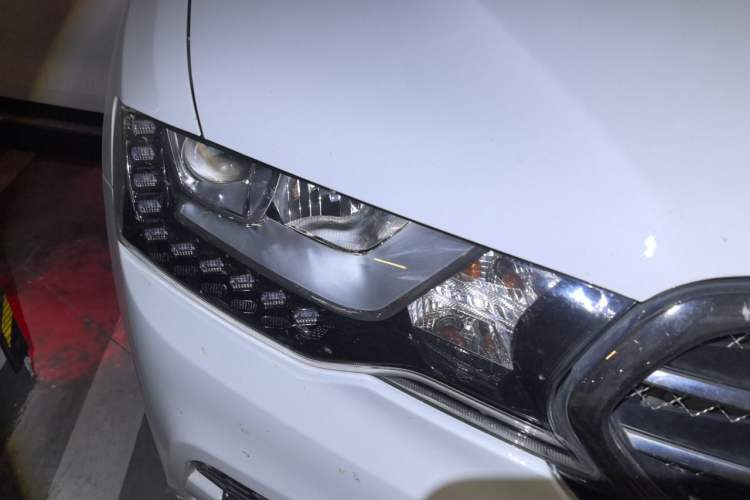 Used Haval H6 Coupe 2016 Blue Label 1.5T Manual Two-Wheel Drive Elite Model Right Front Headlight