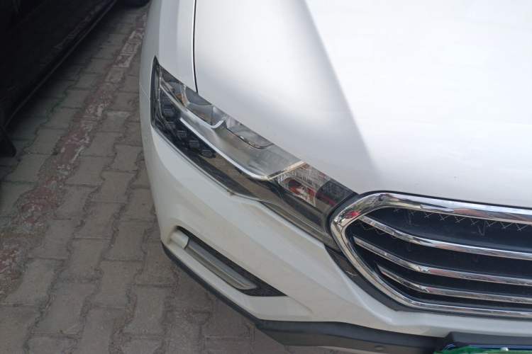Used Haval H6 Coupe 2016 Blue Label 1.5T Automatic Two-Wheel Drive Elite Model Right Front Headlight