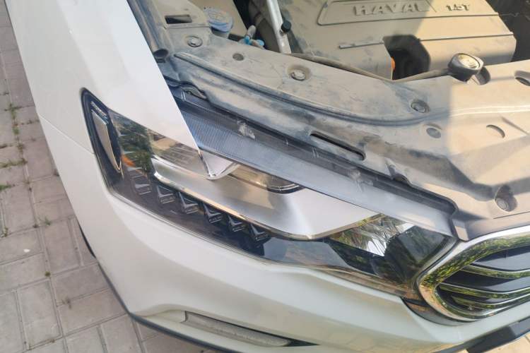 Used Haval H6 Coupe 2016 Blue Label 1.5T Automatic Two-Wheel Drive Elite Model Right Front Headlight