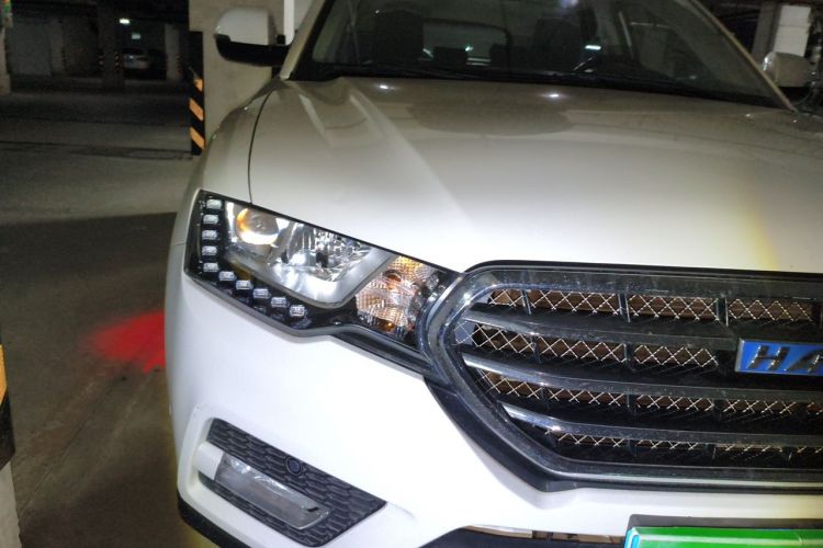 Used Haval H6 Coupe 2016 Blue Label 1.5T Automatic Two-Wheel Drive Elite Model Right Front Headlight