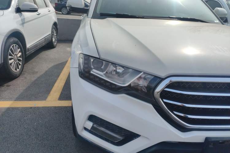 Used Haval H6 Coupe 2016 Blue Label 1.5T Automatic Two-Wheel Drive Urban Model Right Front Headlight