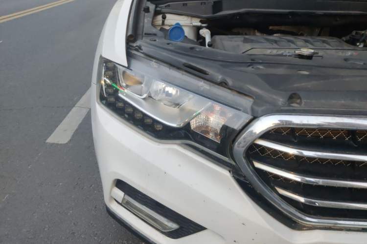 Used Haval H6 Coupe 2016 Blue Label 1.5T Automatic Two-Wheel Drive Urban Model Right Front Headlight