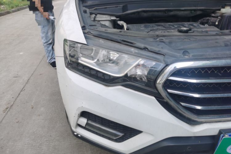 Used Haval H6 Coupe 2016 Blue Label 1.5T Manual Two-Wheel Drive Elite Model Right Front Headlight