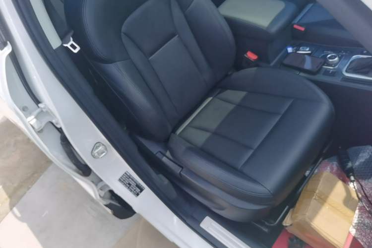 Used Haval H6 Coupe 2016 Blue Label 1.5T Automatic Two-Wheel Drive Urban Model Right Front Seat