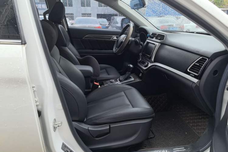 Used Haval H6 Coupe 2016 Blue Label 1.5T Automatic Two-Wheel Drive Urban Model Right Front Seat
