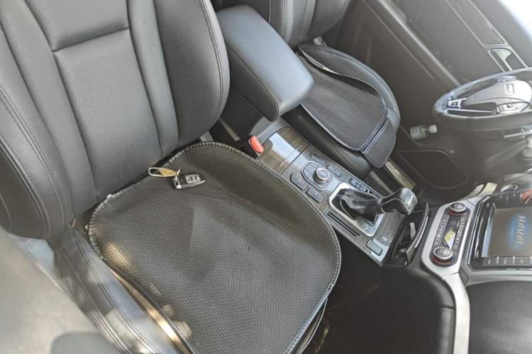 Used Haval H6 Coupe 2016 Blue Label 1.5T Automatic Two-Wheel Drive Urban Model Right Front Seat