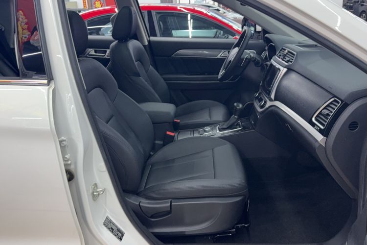 Used Haval H6 Coupe 2016 Blue Label 1.5T Automatic Two-Wheel Drive Urban Model Right Front Seat