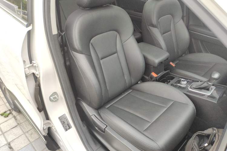 Used Haval H6 Coupe 2016 Blue Label 1.5T Automatic Two-Wheel Drive Urban Model Right Front Seat
