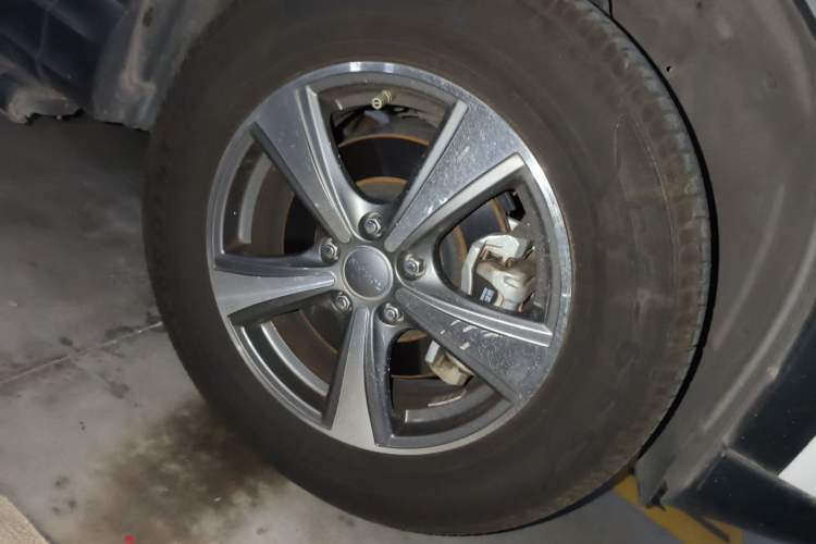 Used Haval H6 Coupe 2016 Blue Label 1.5T Automatic Two-Wheel Drive Urban Model Right Front Wheel Hub