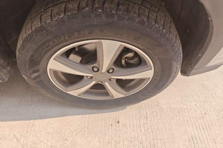 Used Haval H6 Coupe 2016 Blue Label 1.5T Automatic Two-Wheel Drive Urban Model Right Front Wheel Hub