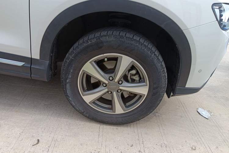 Used Haval H6 Coupe 2016 Blue Label 1.5T Automatic Two-Wheel Drive Elite Model Right Front Wheel Hub