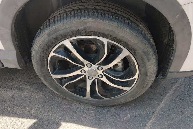 Used Haval H6 Coupe 2016 Blue Label 1.5T Automatic Two-Wheel Drive Elite Model Right Front Wheel Hub
