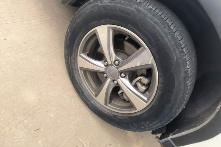 Used Haval H6 Coupe 2016 Blue Label 1.5T Automatic Two-Wheel Drive Urban Model Right Front Wheel Hub