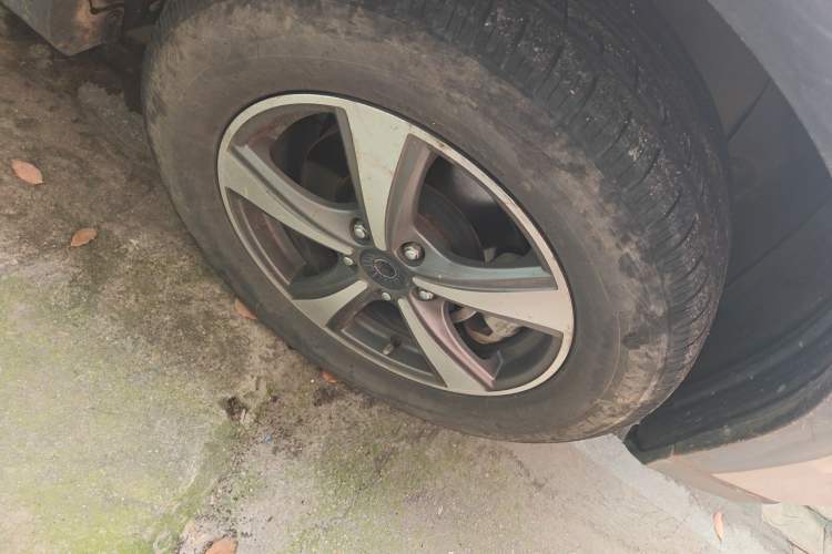 Used Haval H6 Coupe 2016 Blue Label 1.5T Automatic Two-Wheel Drive Elite Model Right Front Wheel Hub