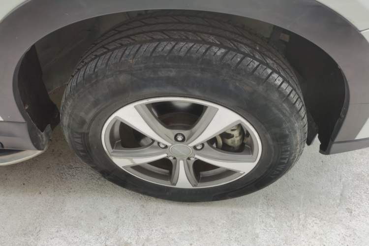 Used Haval H6 Coupe 2016 Blue Label 1.5T Manual Two-Wheel Drive Elite Model Right Front Wheel Hub