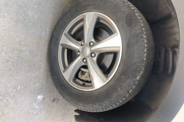 Used Haval H6 Coupe 2016 Blue Label 1.5T Manual Two-Wheel Drive Urban Model Right Front Wheel Hub